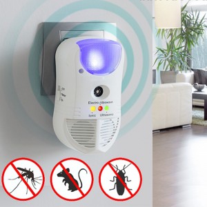 REPELENTE DE PRAGAS COM LED E SENSOR 5 EM 1