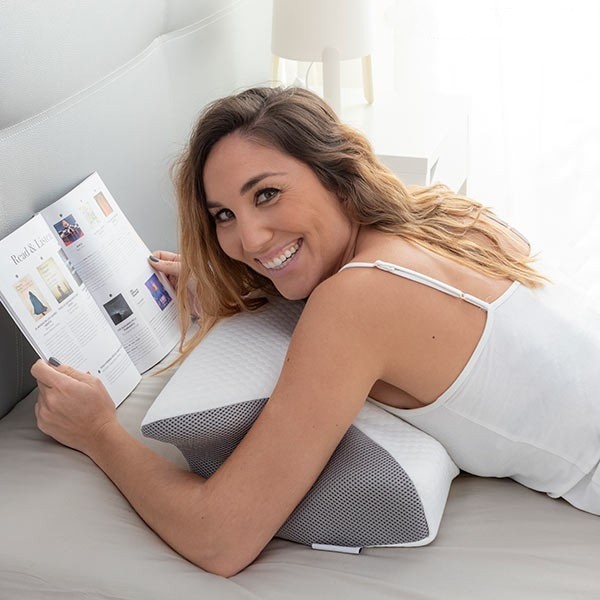 ALMOFADA CERVICAL VISCOELÁSTICA COM CONTORNO ERGONÓMICO